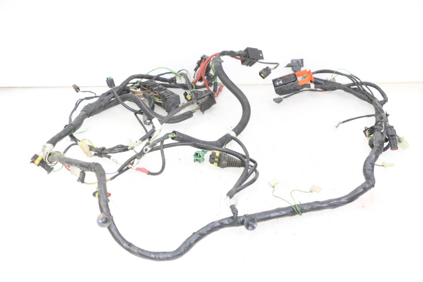 photo de FAIXA DE CABOS PEUGEOT SATELIS 125 (2013 - 2018) - Ampliação dos componentes