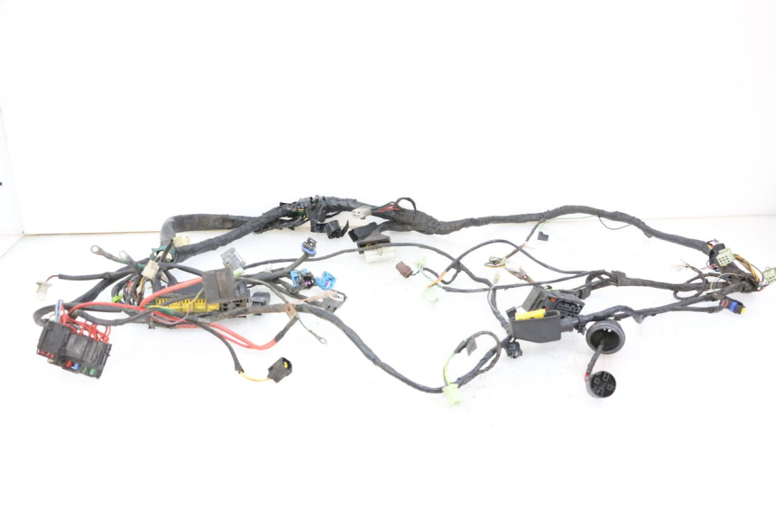 photo de FAIXA DE CABOS PEUGEOT SATELIS COMPRESSOR K15 125 (2006 - 2009) - Detalhe da peça