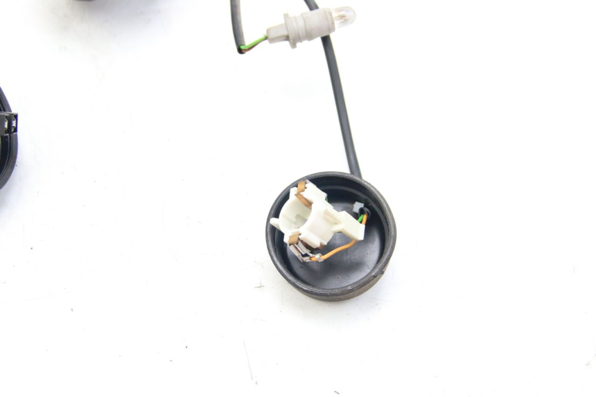 photo de FAROLAGEM COMPLETA PEUGEOT SATELIS COMPRESSOR K15 125 (2006 - 2009) - Ampliação técnica