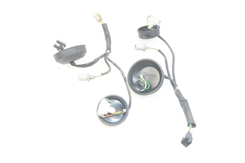 photo de FAROLAGEM COMPLETA PEUGEOT SATELIS 125 (2010 - 2012) - Ampliação técnica