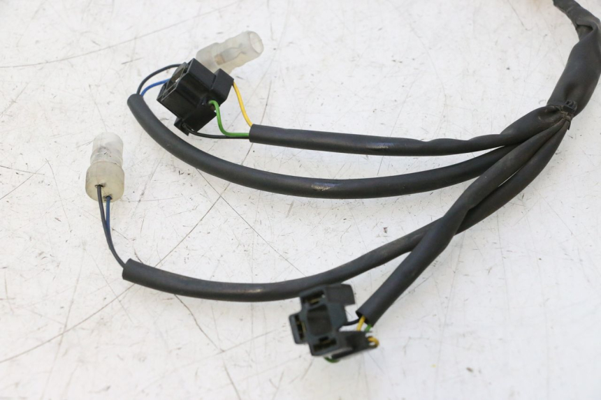 photo de FAROL FIO ELÉTRICO YAMAHA XMAX X-MAX 125 (2006 - 2009) - Outro ângulo de visão