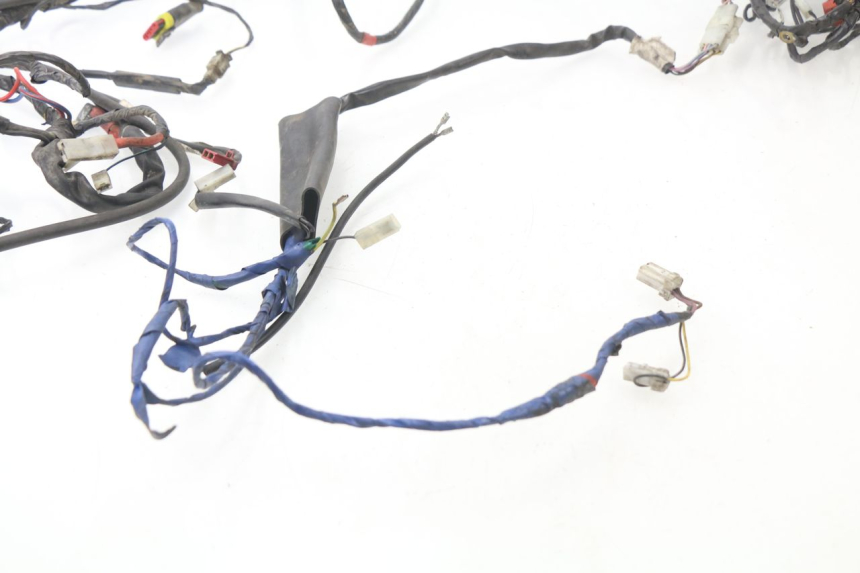 photo de FAIXA DE CABOS PIAGGIO LIBERTY 2T 50 (2004 - 2008) - Pontos de fixação