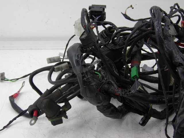 photo de FAIXA DE CABOS PIAGGIO XEVO - X EVO 125 (2010 - 2015) - Zoom do estado de desgaste