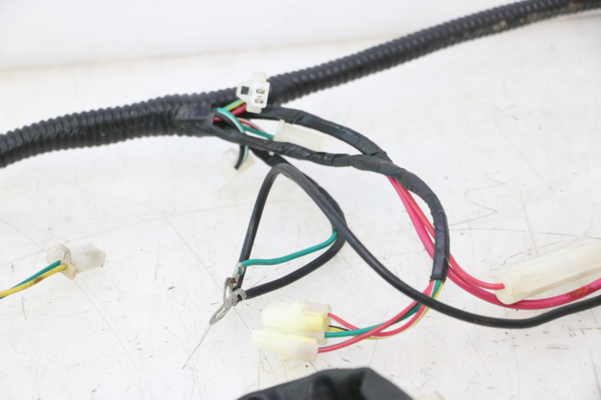photo de FAIXA DE CABOS TNT MOTOR ROMA 12' 2T 50 (2007 - 2018) - Pontos de fixação
