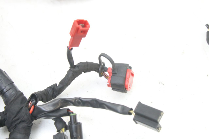 photo de FAIXA DE CABOS ROYAL ENFIELD HYMALAYAN 410 (2016 - 2023) - Ampliação técnica