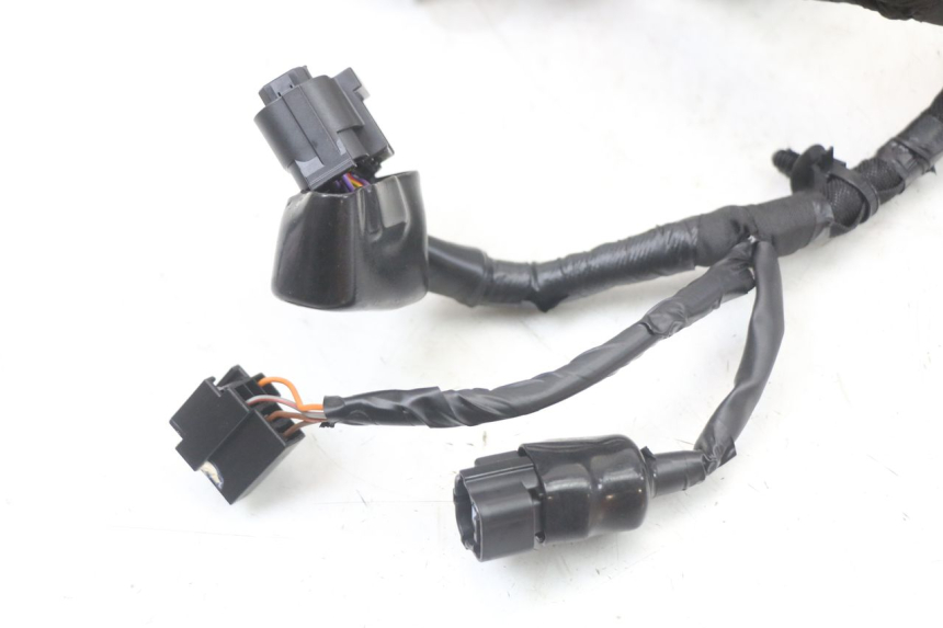 photo de FAIXA DE CABOS ROYAL ENFIELD SCRAM 411 (2022 - 2024) - Detalhe da peça