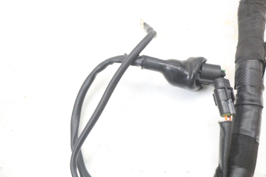 photo de FAIXA DE CABOS ROYAL ENFIELD SCRAM 411 (2022 - 2024) - Ampliação dos componentes
