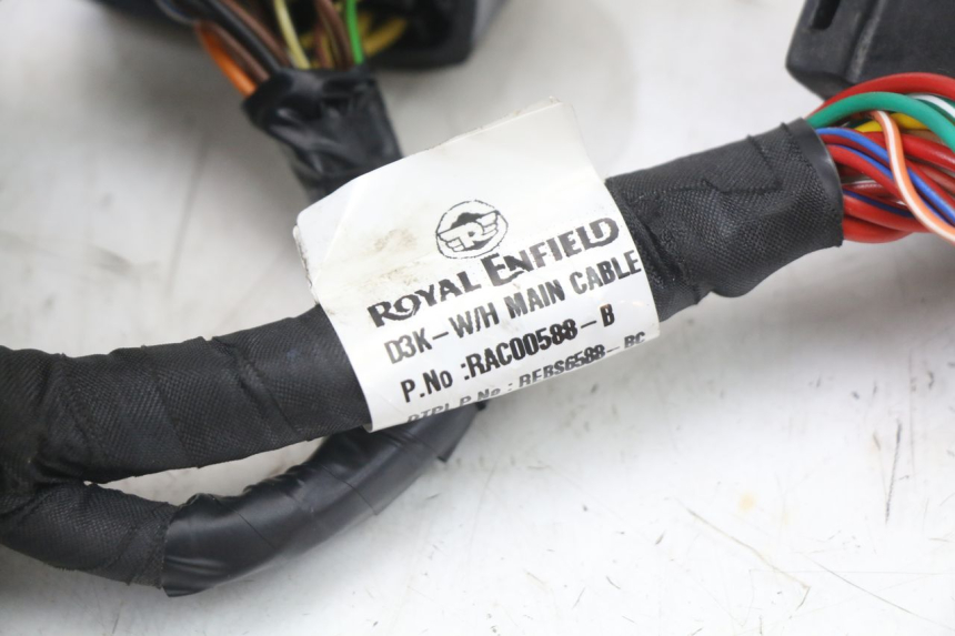 photo de FAIXA DE CABOS ROYAL ENFIELD SCRAM 411 (2022 - 2024) - Ampliação técnica