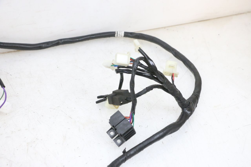 photo de FAIXA DE CABOS JM MOTORS SANTANA EVO 50 (2024 - 2026) - Detalhes característicos