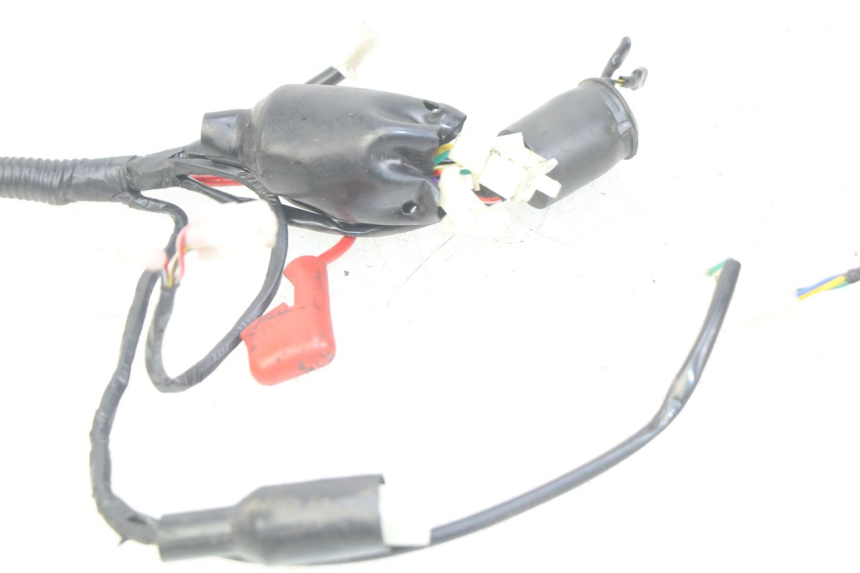 photo de FAIXA DE CABOS JM MOTORS SANTANA 50 (2014 - 2023) - Pontos de fixação
