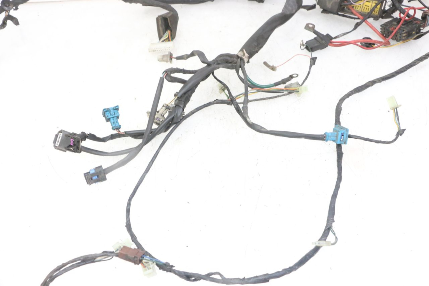 photo de FAIXA DE CABOS PEUGEOT SATELIS COMPRESSOR K15 125 (2006 - 2009) - Marcações e referências