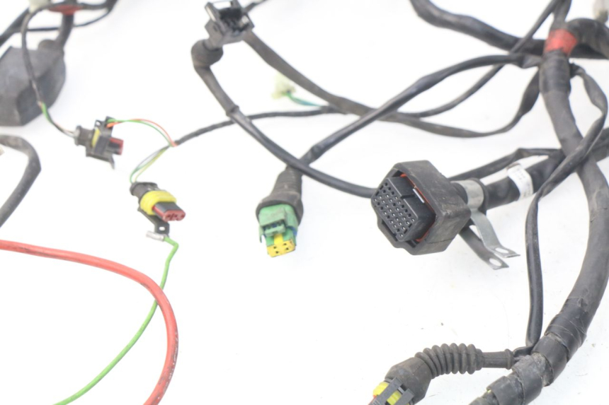 photo de FAIXA DE CABOS PEUGEOT SATELIS 300 (2012 - 2015) - Detalhe da peça