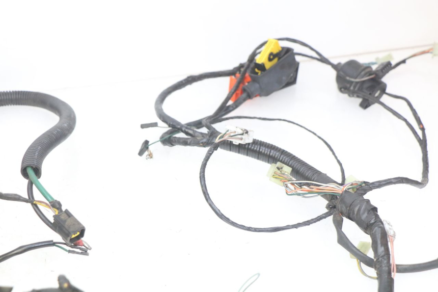 photo de FAIXA DE CABOS PEUGEOT SATELIS 125 (2010 - 2012) - Ampliação técnica