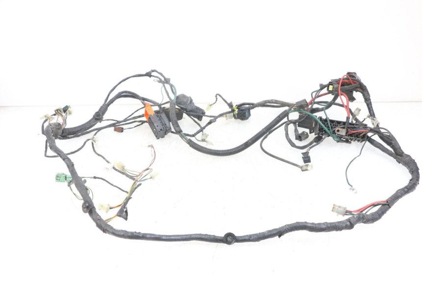 photo de FAIXA DE CABOS PEUGEOT SATELIS 125 (2006 - 2009) - Pontos de fixação