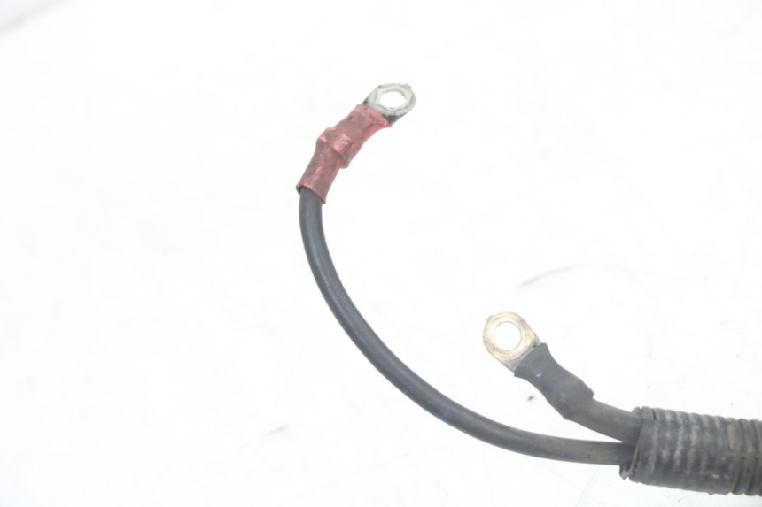 photo de FAIXA DE CABOS PEUGEOT SATELIS 125 (2013 - 2018) - Detalhes característicos