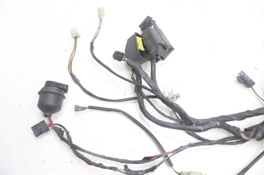 photo de FAIXA DE CABOS PEUGEOT SATELIS 125 (2006 - 2009) - Detalhe da peça