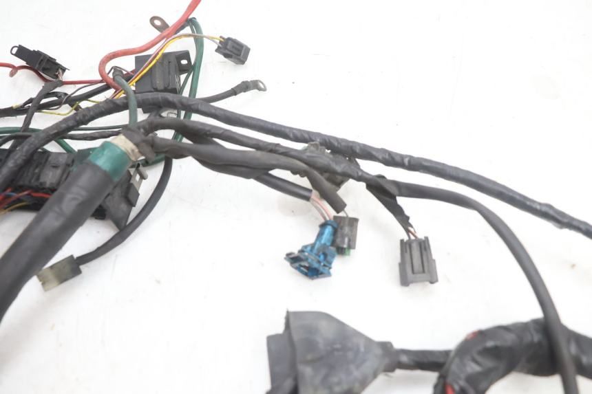 photo de FAIXA DE CABOS PEUGEOT SATELIS 125 (2006 - 2009) - Pontos de fixação