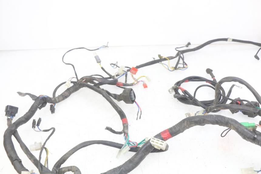 photo de FAIXA DE CABOS APRILIA SCARABEO LIGHT 125 (2007 - 2011) - Detalhe da peça