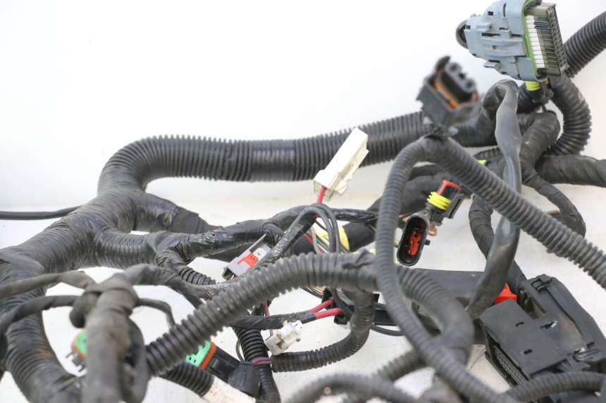 photo de FAIXA CAN-AM SPYDER RS 1000 (2008 - 2012) - Detalhe da peça