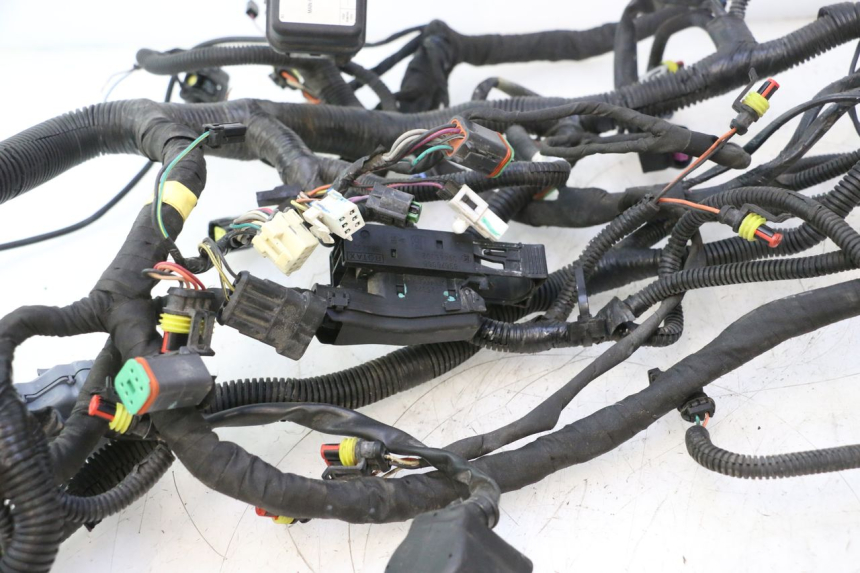 photo de FAIXA CAN-AM SPYDER RS 1000 (2008 - 2012) - Ampliação técnica