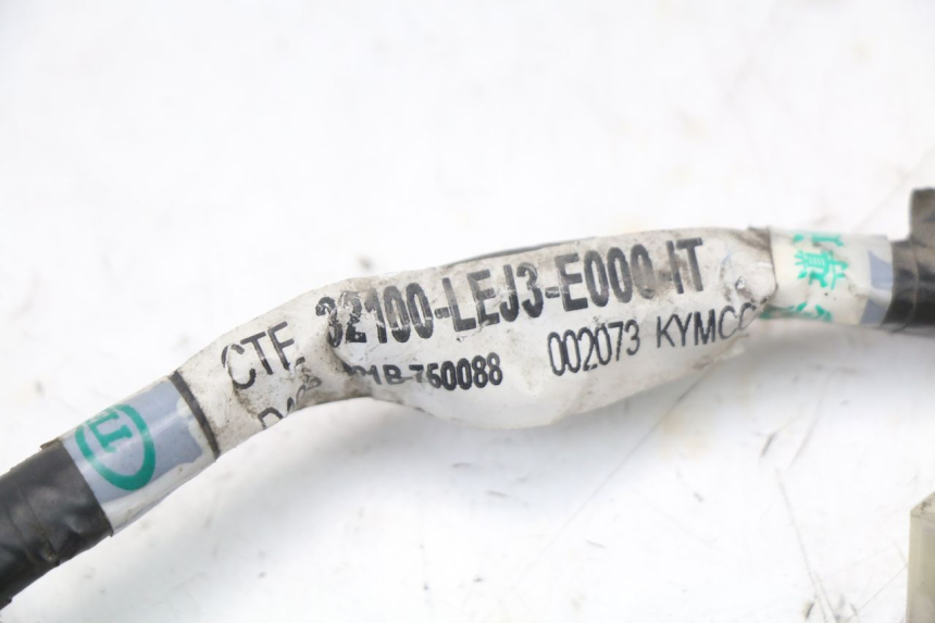 photo de FAIXA DE CABOS KYMCO SUPER 8 125 (2008 - 2015) - Marcações e referências