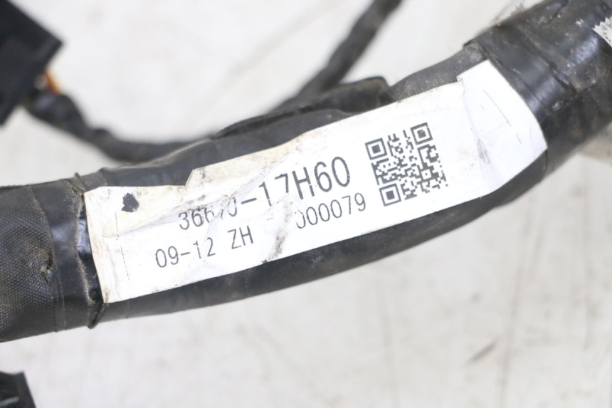 photo de FAIXA DE CABOS SUZUKI GSX F GSXF 650 (2007 - 2015) - Detalhe da peça