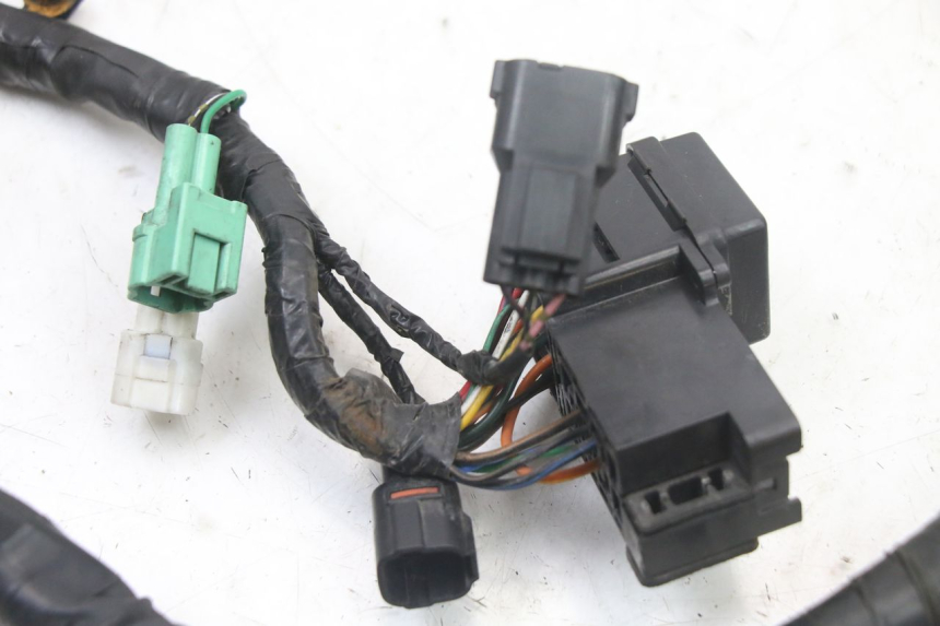 photo de FAIXA DE CABOS SUZUKI GSX F GSXF 650 (2007 - 2015) - Pontos de fixação
