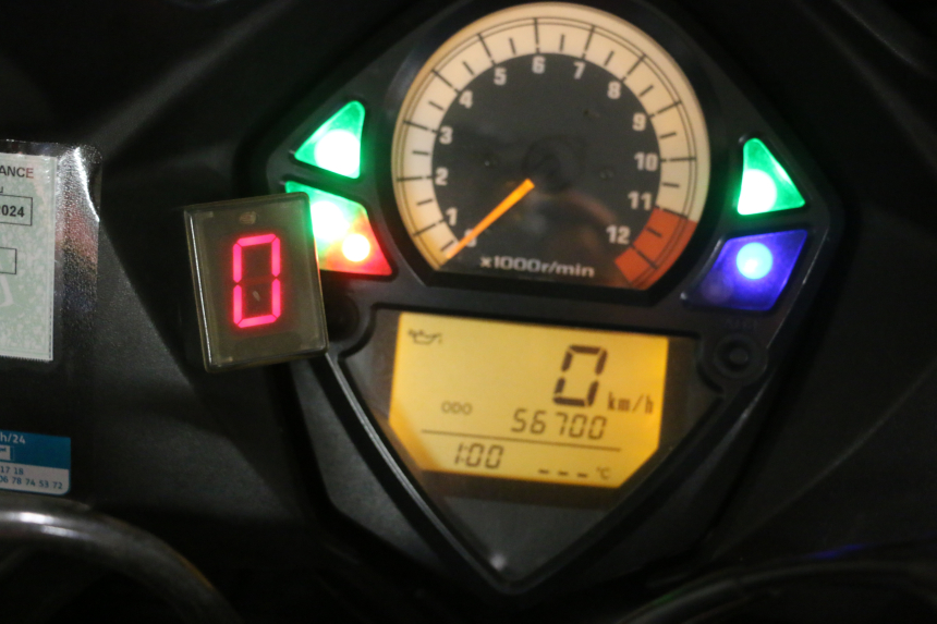 photo de FAIXA DE CABOS SUZUKI SV S 650 (2003 - 2009) - Zoom do estado de desgaste