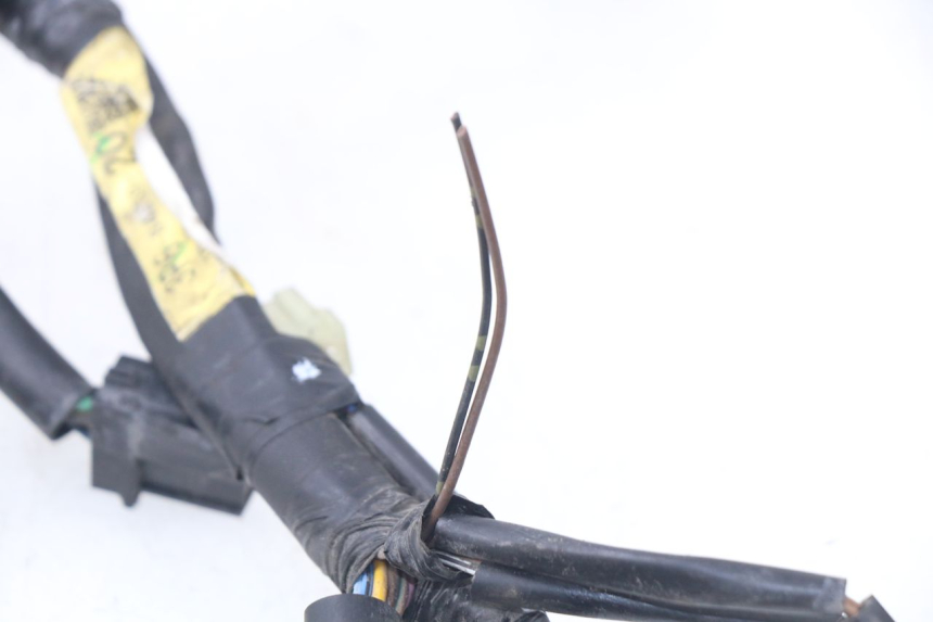 photo de Fiação da cabeça da suspensão dianteira YAMAHA FJR ABS 1300 (2006 - 2012) - Zoom do estado de desgaste