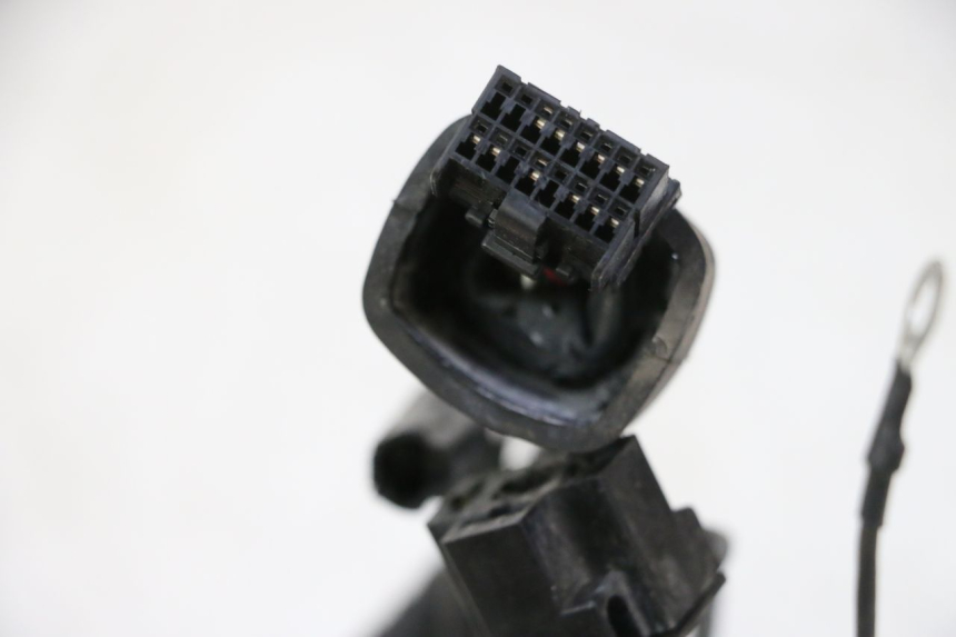 photo de Fiação da cabeça da suspensão dianteira YAMAHA FZ6 FAZER S2 600 (2007 - 2011) - Zoom do estado de desgaste