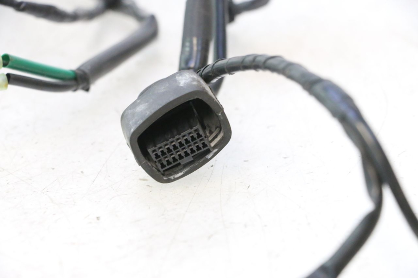 photo de FAIXA DE CABEÇA DE GARFO YAMAHA FZ8 800 (2010 - 2016) - Detalhe da peça