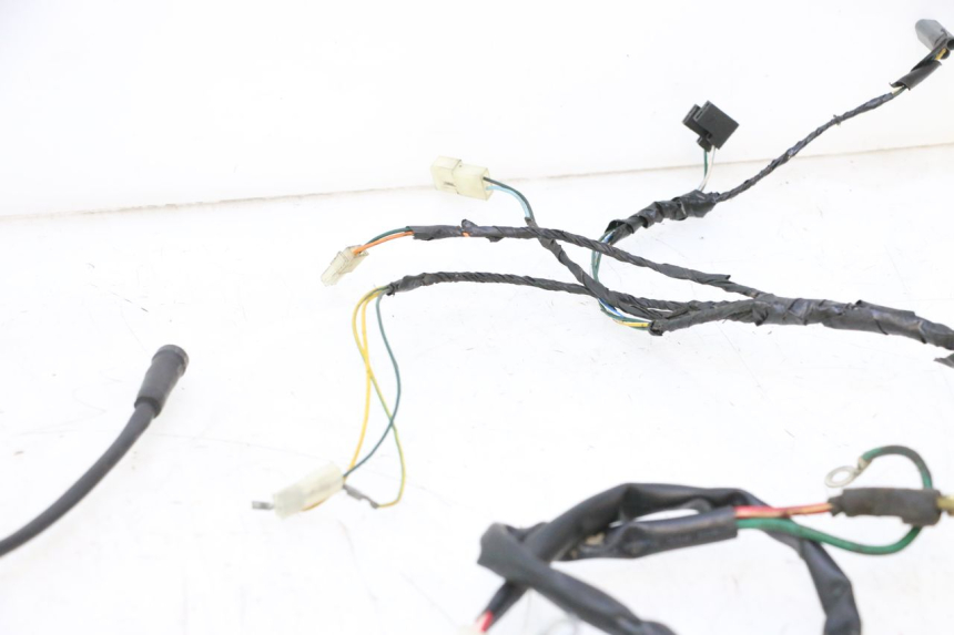 photo de FAIXA DE CABOS PEUGEOT TKR TREKKER FURIOUS 50 (2005 - 2014) - Outro ângulo de visão