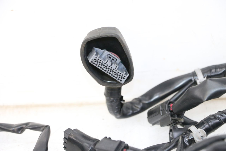 photo de FAIXA DE CABOS YAMAHA TRACER 7 700 (2020 - 2024) - Vista geral