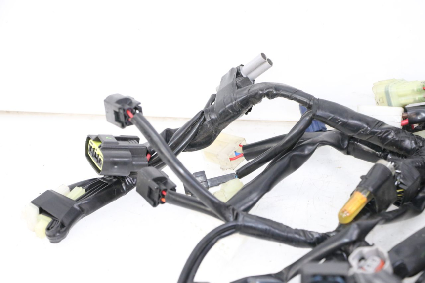 photo de FAIXA DE CABOS YAMAHA TRACER 7 700 (2020 - 2024) - Marcações e referências