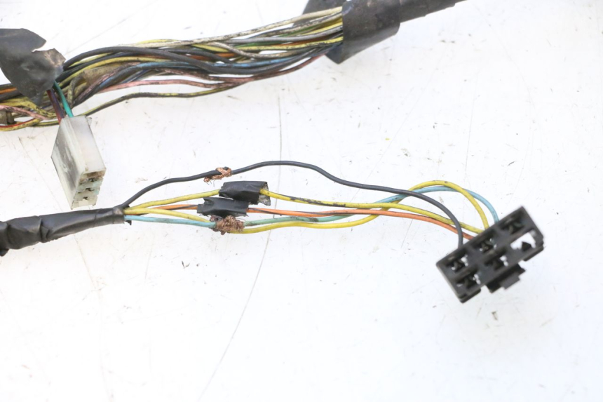 photo de FAIXA DE CABOS PIAGGIO VESPA LX 2T 50 (2005 - 2013) - Ampliação técnica