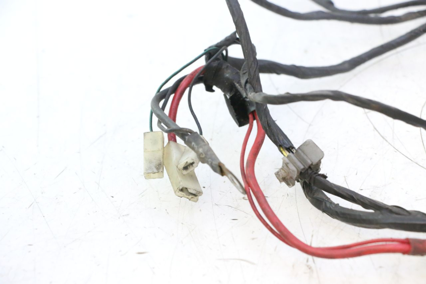 photo de FAIXA DE CABOS PIAGGIO VESPA S 2T 50 (2007 - 2014) - Detalhe da peça