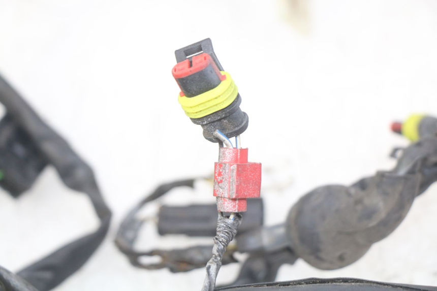 photo de FAIXA DE CABOS PIAGGIO VESPA SPRINT 2T 50 (2014 - 2018) - Detalhe da peça