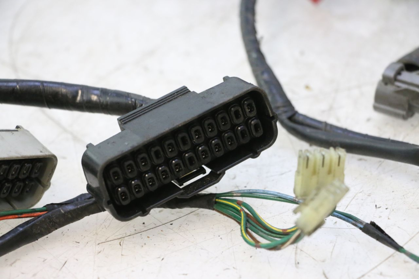 photo de FAIXA DE CABOS HONDA VFR FI RC46 800 (1998 - 2001) - Estrutura - ampliação