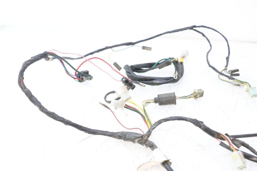 photo de FAIXA DE CABOS PEUGEOT VIVACITY 50 (2004 - 2009) - Pontos de fixação