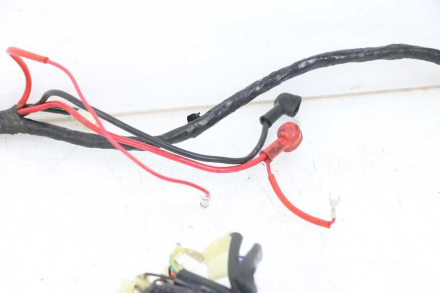 photo de FAIXA DE CABOS JM MOTORS VX 125 (2022 - 2025) - Pontos de fixação