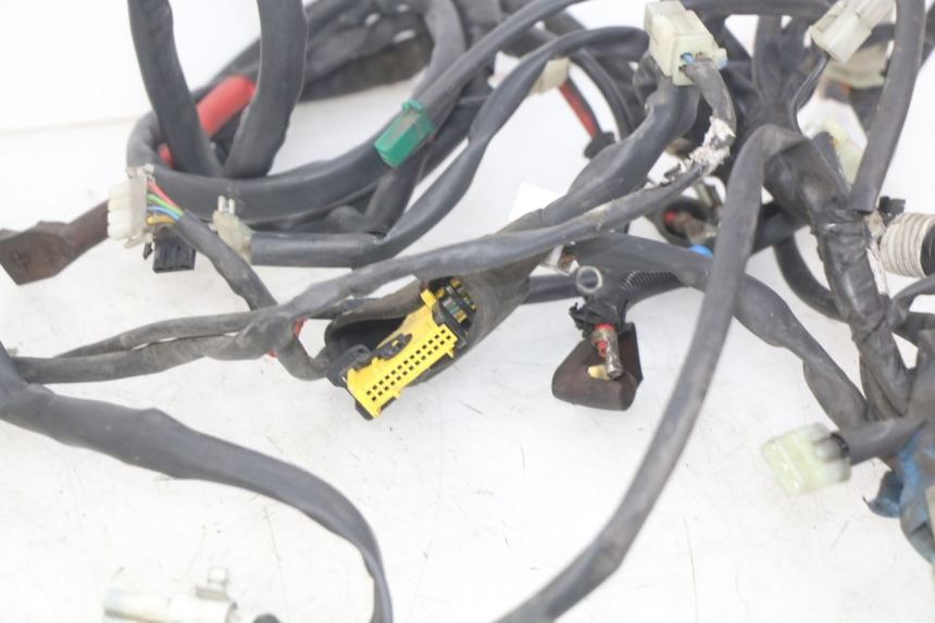 photo de FAIXA DE CABOS YAMAHA XMAX X-MAX 125 (2006 - 2009) - Pontos de fixação