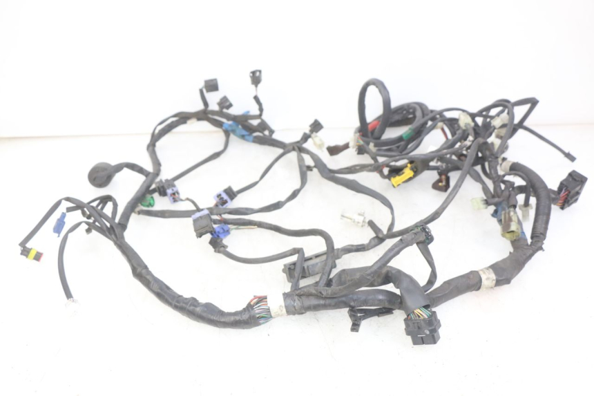 photo de FAIXA DE CABOS YAMAHA XMAX X-MAX 125 (2006 - 2009) - Estado da superfície