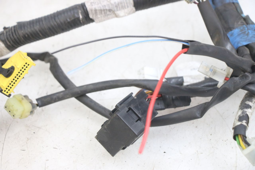 photo de FAIXA DE CABOS YAMAHA X-MAX XMAX 250 (2006 - 2009) - Ampliação dos componentes