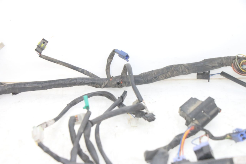 photo de FAIXA DE CABOS YAMAHA X-MAX XMAX 250 (2006 - 2009) - Pontos de fixação