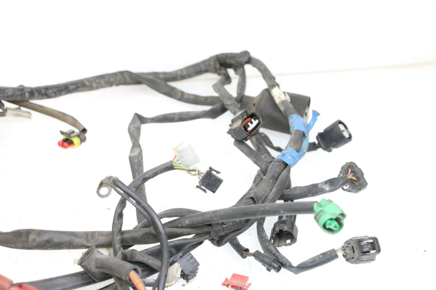 photo de FAIXA DE CABOS YAMAHA XMAX X-MAX 125 (2006 - 2009) - Pontos de fixação