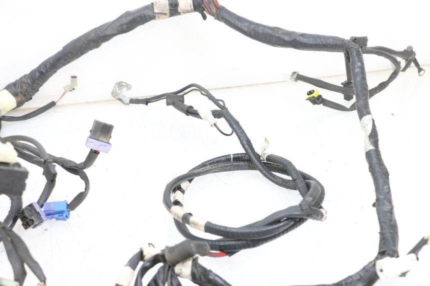 photo de FAIXA DE CABOS YAMAHA X-MAX XMAX 125 (2010 - 2013) - Ampliação dos componentes