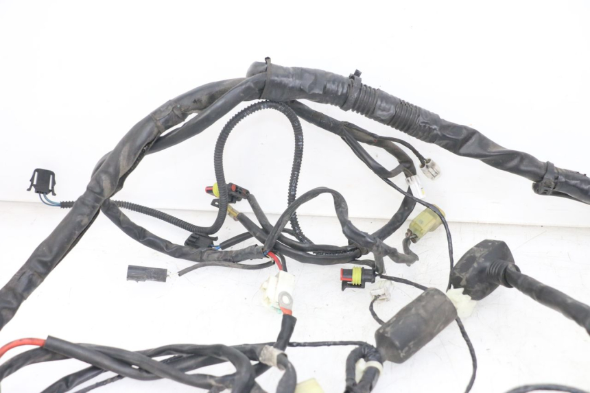 photo de FAIXA DE CABOS PIAGGIO X10 125 (2012 - 2017) - Imagem adicional