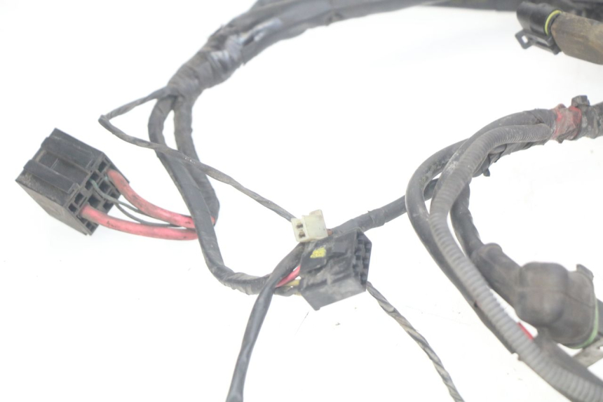 photo de FAIXA DE CABOS PIAGGIO XEVO - X EVO 125 (2007 - 2017) - Pontos de fixação