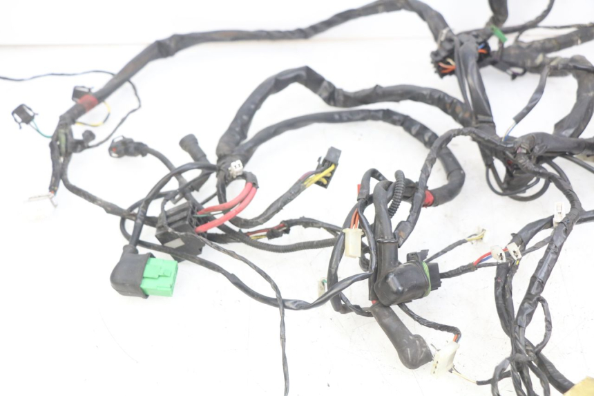 photo de FAIXA DE CABOS PIAGGIO XEVO - X EVO 125 (2007 - 2017) - Pontos de fixação