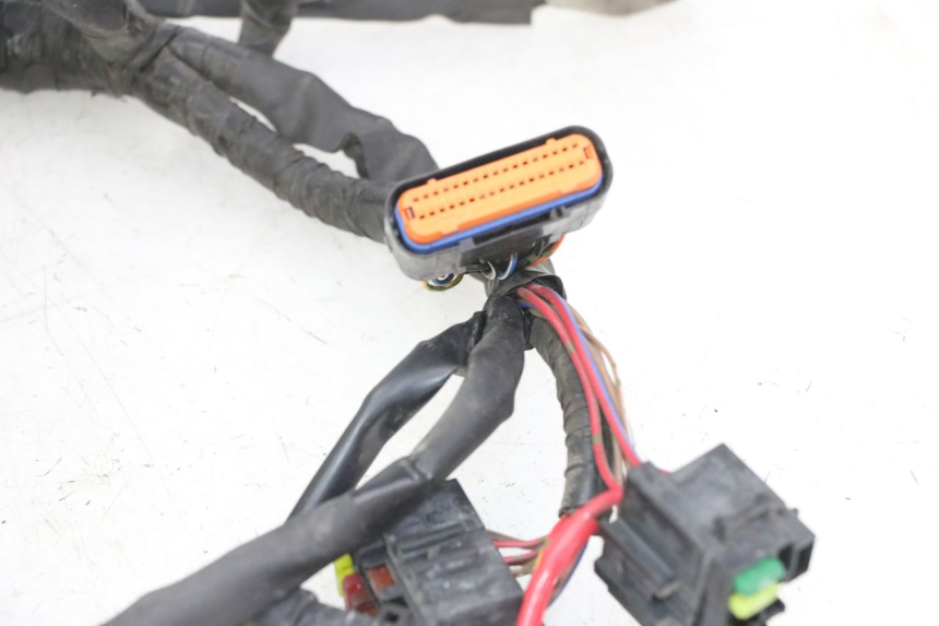 photo de FAIXA DE CABOS YAMAHA XJ6 ABS 600 (2008 - 2016) - Detalhes característicos
